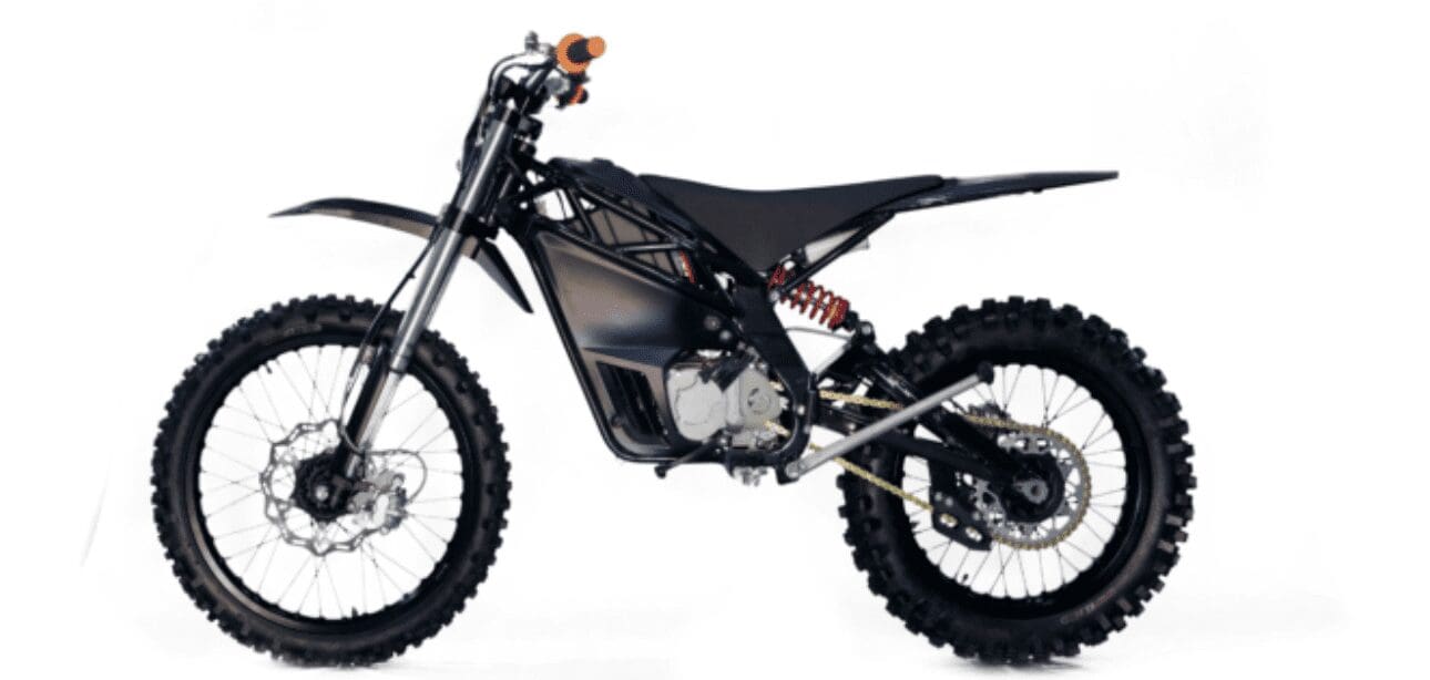 A dirt bike is shown with no wheels.